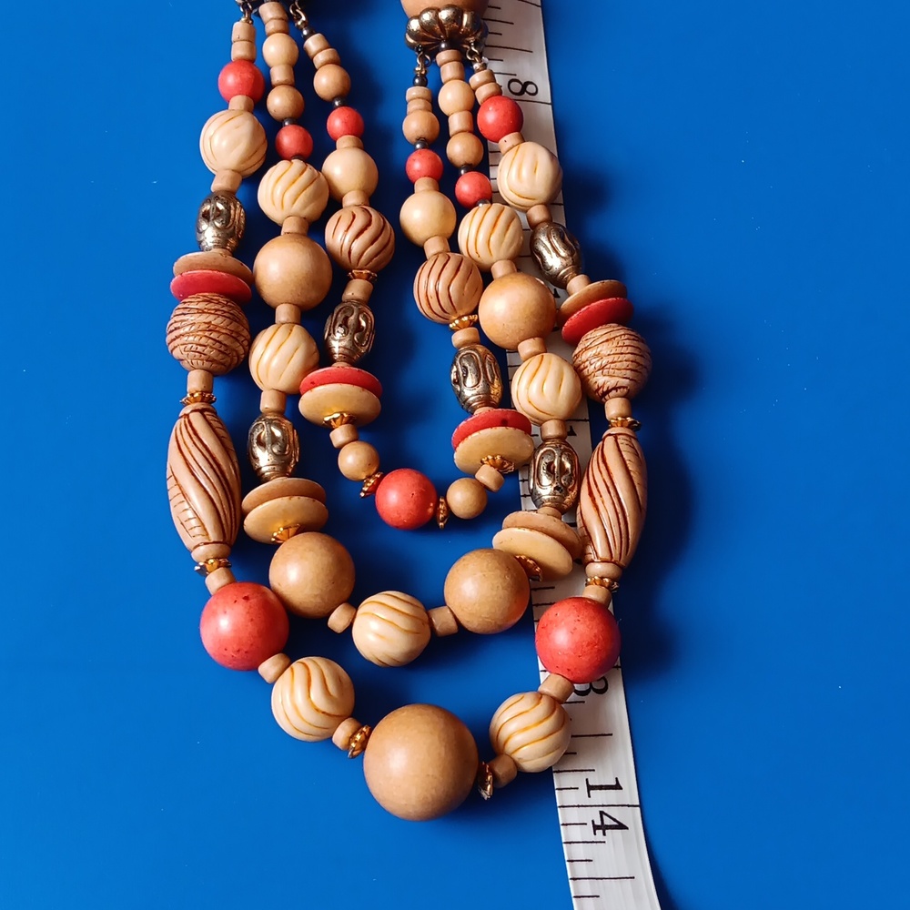 Elegant Multi-Strand Beaded Necklace - Picture 4 of 4
